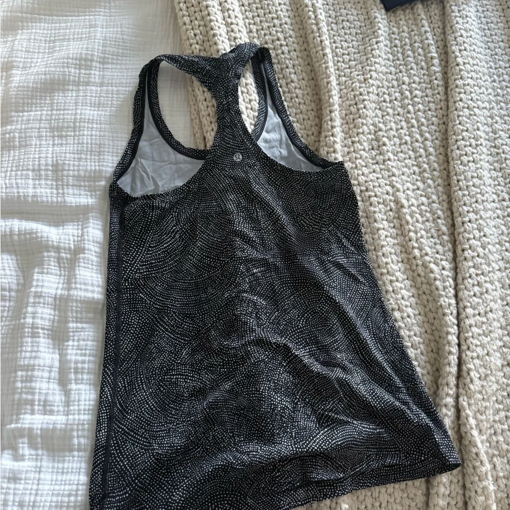 Lululemon Tank Top size 10 - Picture 3 of 5
